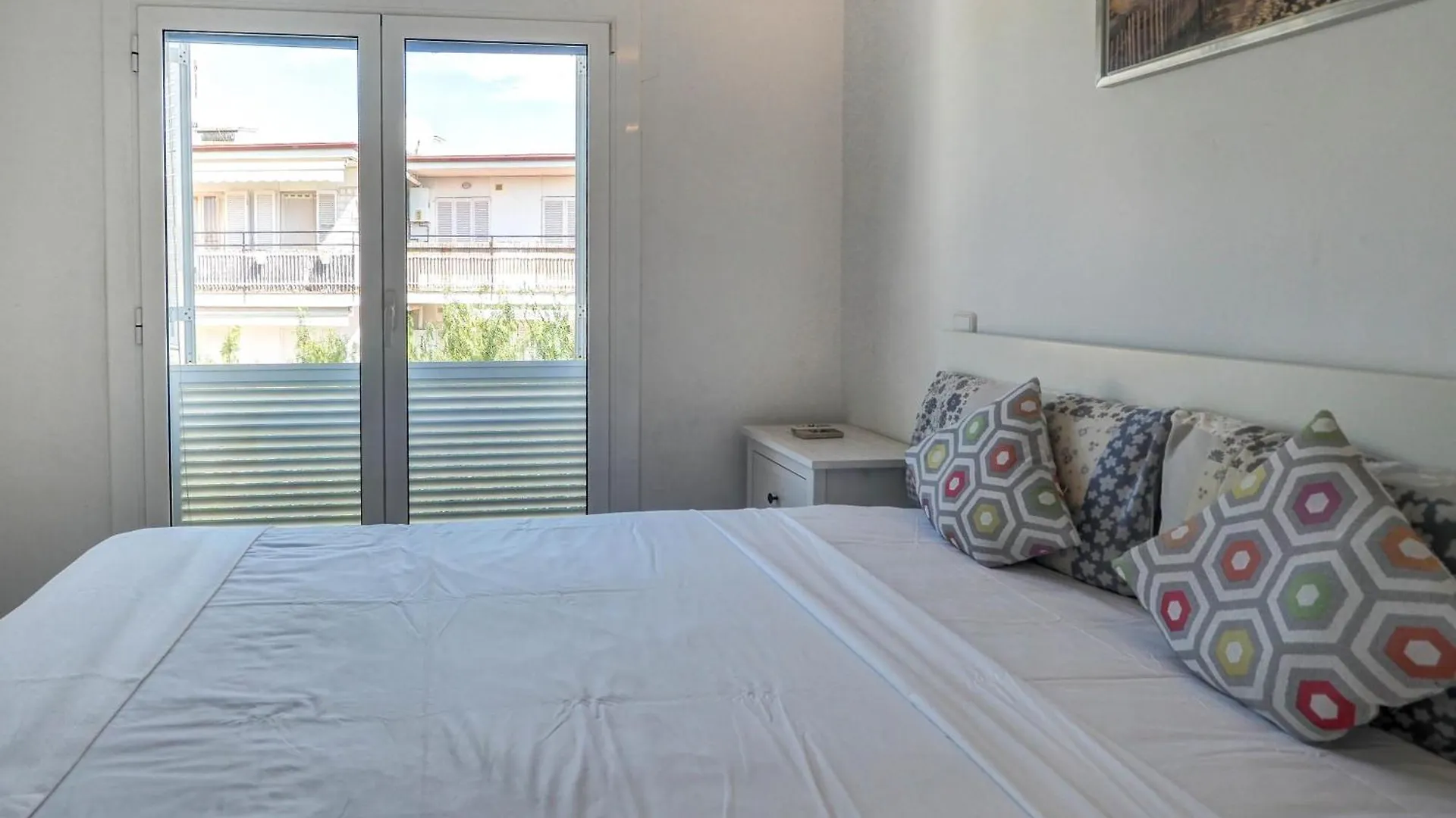 Arlene Apartment By Hello Homes Sitges Spain