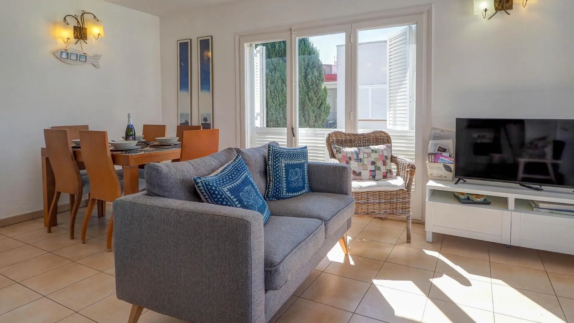 Arlene Apartment By Hello Homes Sitges